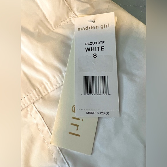 Madden Gilr Jackets & Coats, Faux- Fur Hood Long Parka Coat White, size S. - Picture 7 of 7